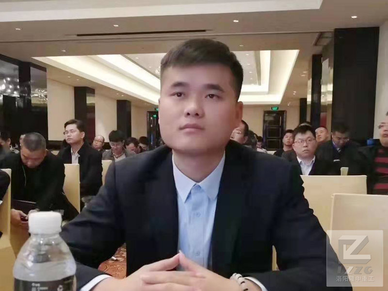 开云体育总经理白利明先生到场参加本次大会