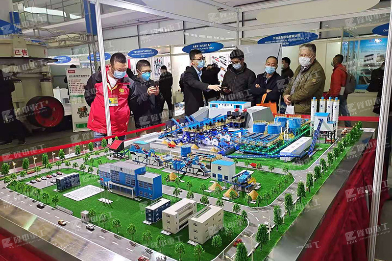 开云体育砂石生产线模拟沙盘吸引了众多参展客商